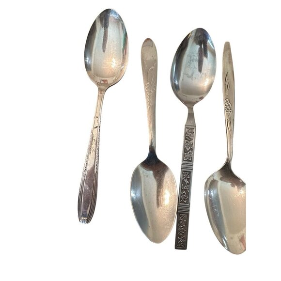 Vintage Mixed Lot Silverplated and Stainless Silverware Assorted Lot of 8 - Picture 6 of 13